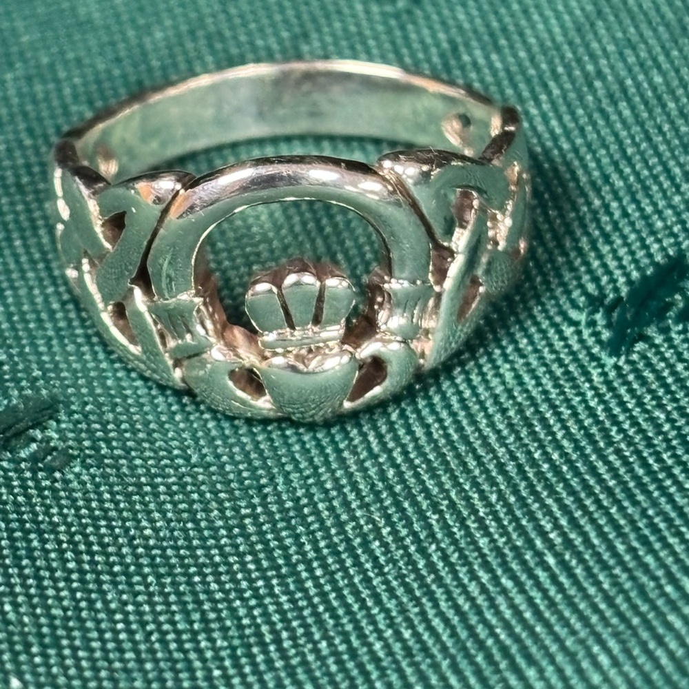 Classic Silver Claddagh Ring.